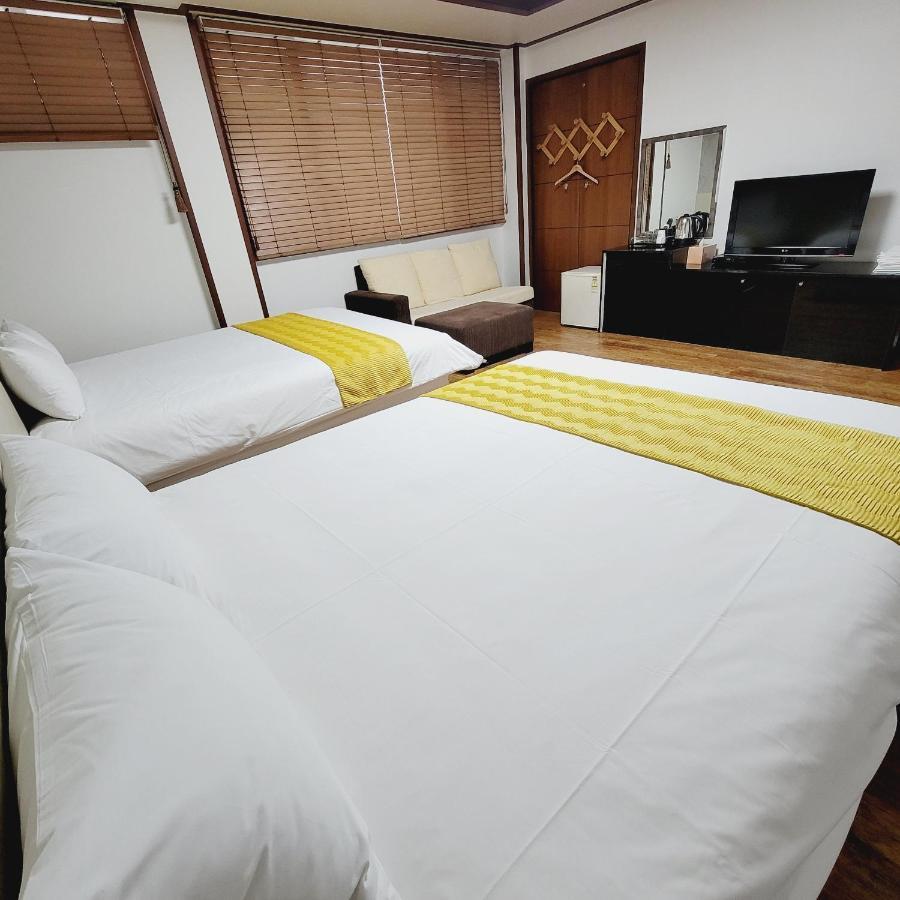 International Hotel Jeju Exteriör bild